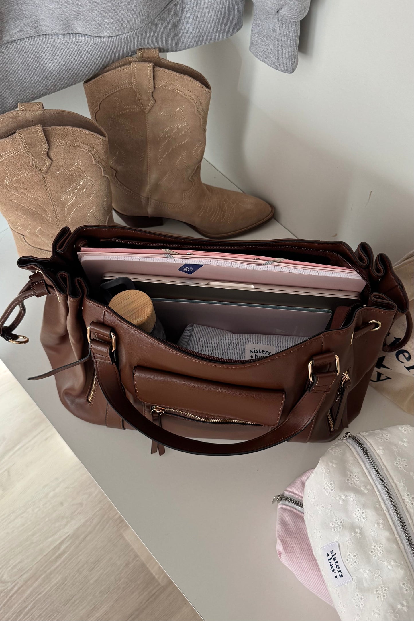 sac a main avenue marron sisters bay parfait pour les cours intérieur