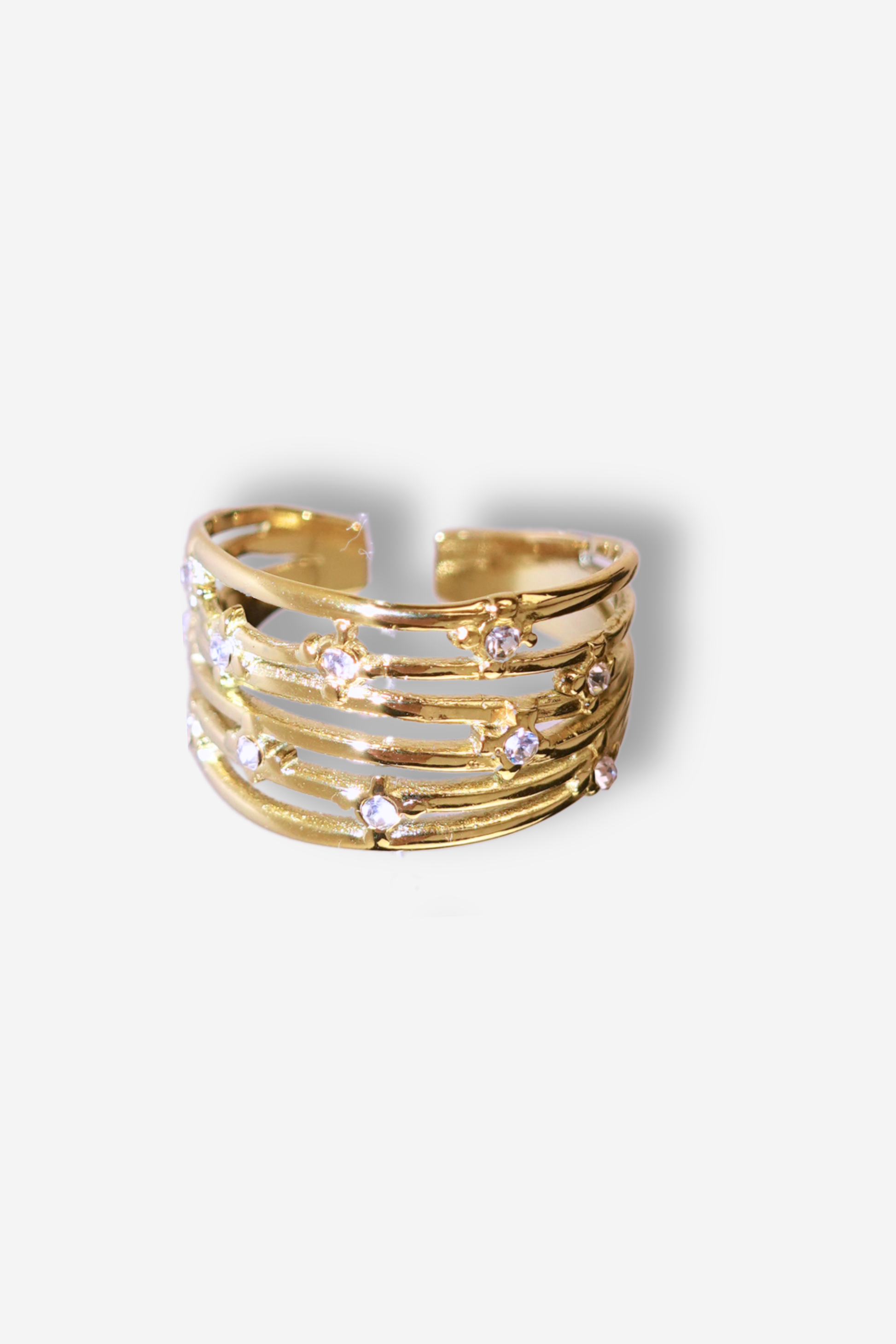 Bague Cassiopeia en acier inoxydable, ajustable et ornée de strass, pour une touche de brillance chic, collection Sisters Bay.