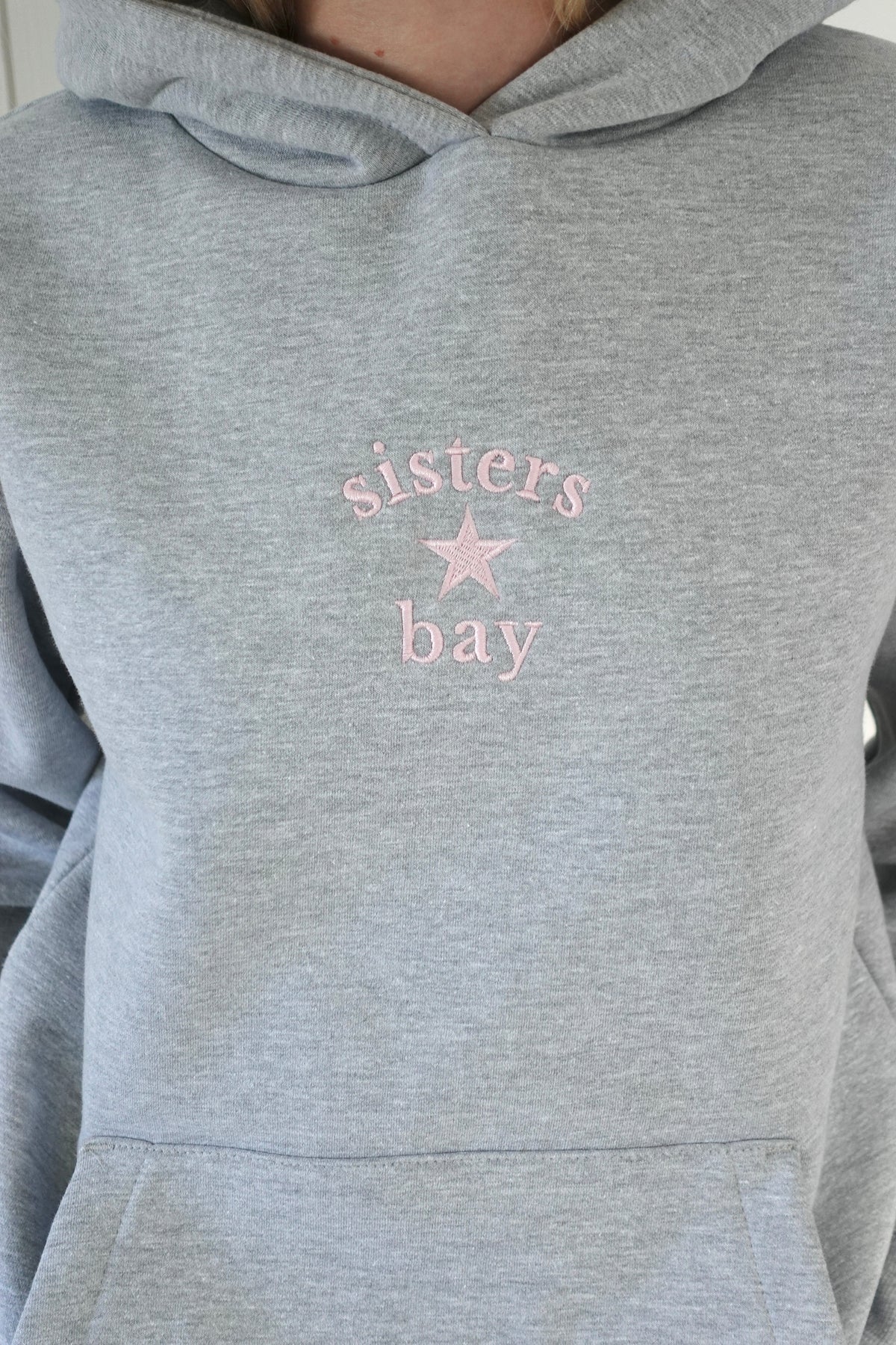 Sweat-shirt SISTER - Gris brodé baby pink