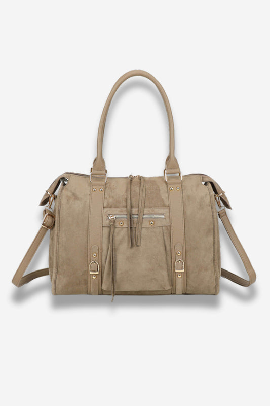 Sac à main taupe effet daim Sisters Bay avec bandoulière, format idéal pour les cours ou le travail, plusieurs poches intérieures, dimensions 39x15x30 cm.
