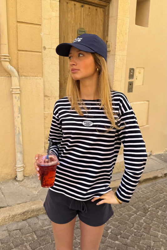 T-shirt manches longues rayé navy et blanc avec écusson TOP COASTAL, col rond et tissu doux en coton peigné ringspun pour un confort optimal sisters bay